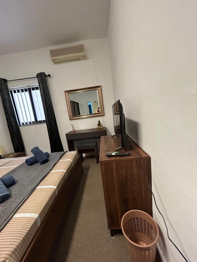 Boutique Rooms Слима Екстериор снимка
